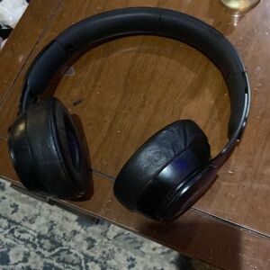 Beats by Dre Black Over-Ear Wireless Headphones